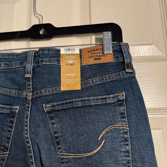 Signature by Levi Strauss Dark Blue Boyfriend Jeans - Picture 5 of 10